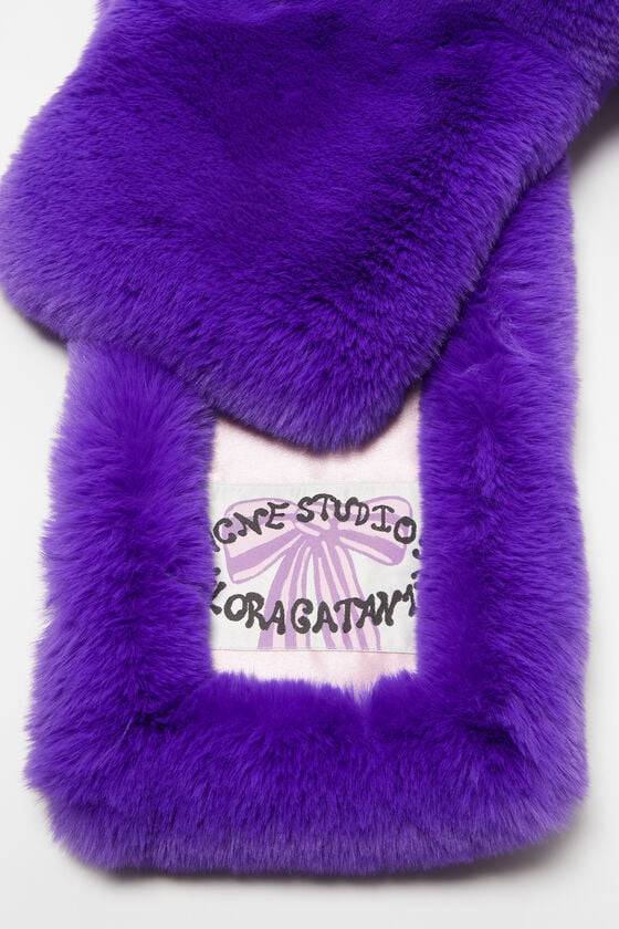 Acne Studios Fellschal 50% Rabatt mit kostenlosem Versand