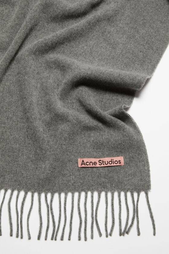 Acne Studios Schmaler Fransen-Schal aus Wolle Günstiger Verkauf