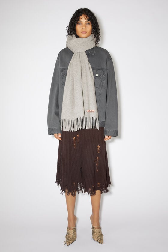Acne Studios Oversized-Wollschal mit Fransen Große Rabatte