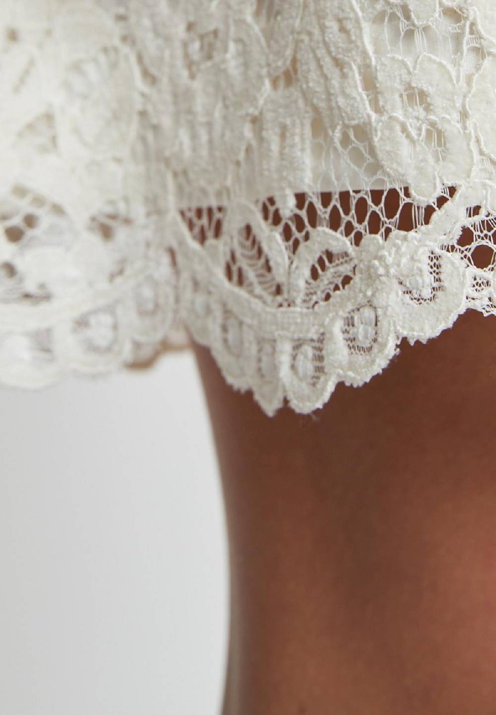 Ana Alcazar Spitzenkleid Sahena Verkauf