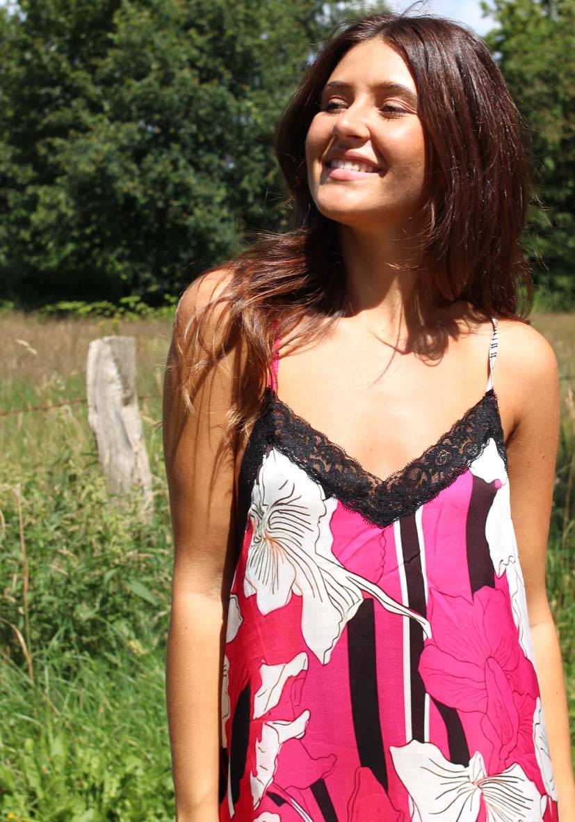 Miss Goodlife Dress Lace Flower love Im Verkauf