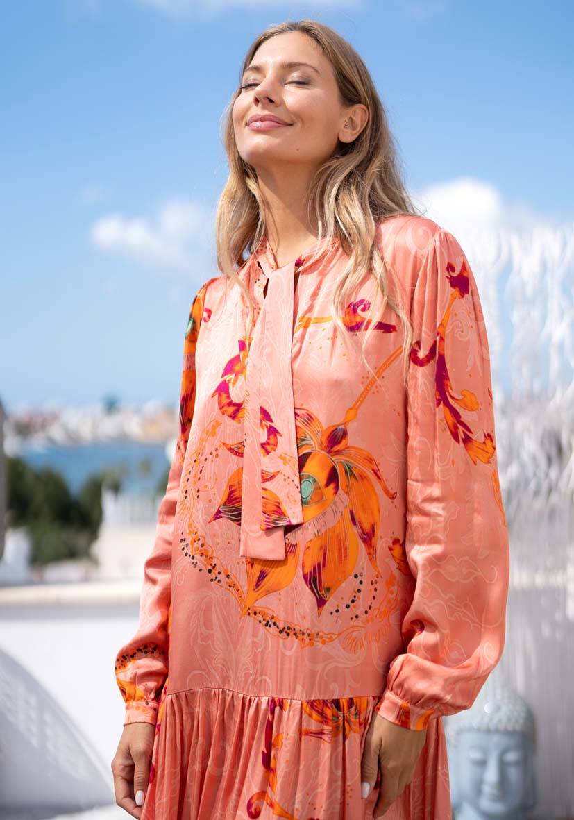 Miss Goodlife Dress Orange Flowers Fabrikpreis