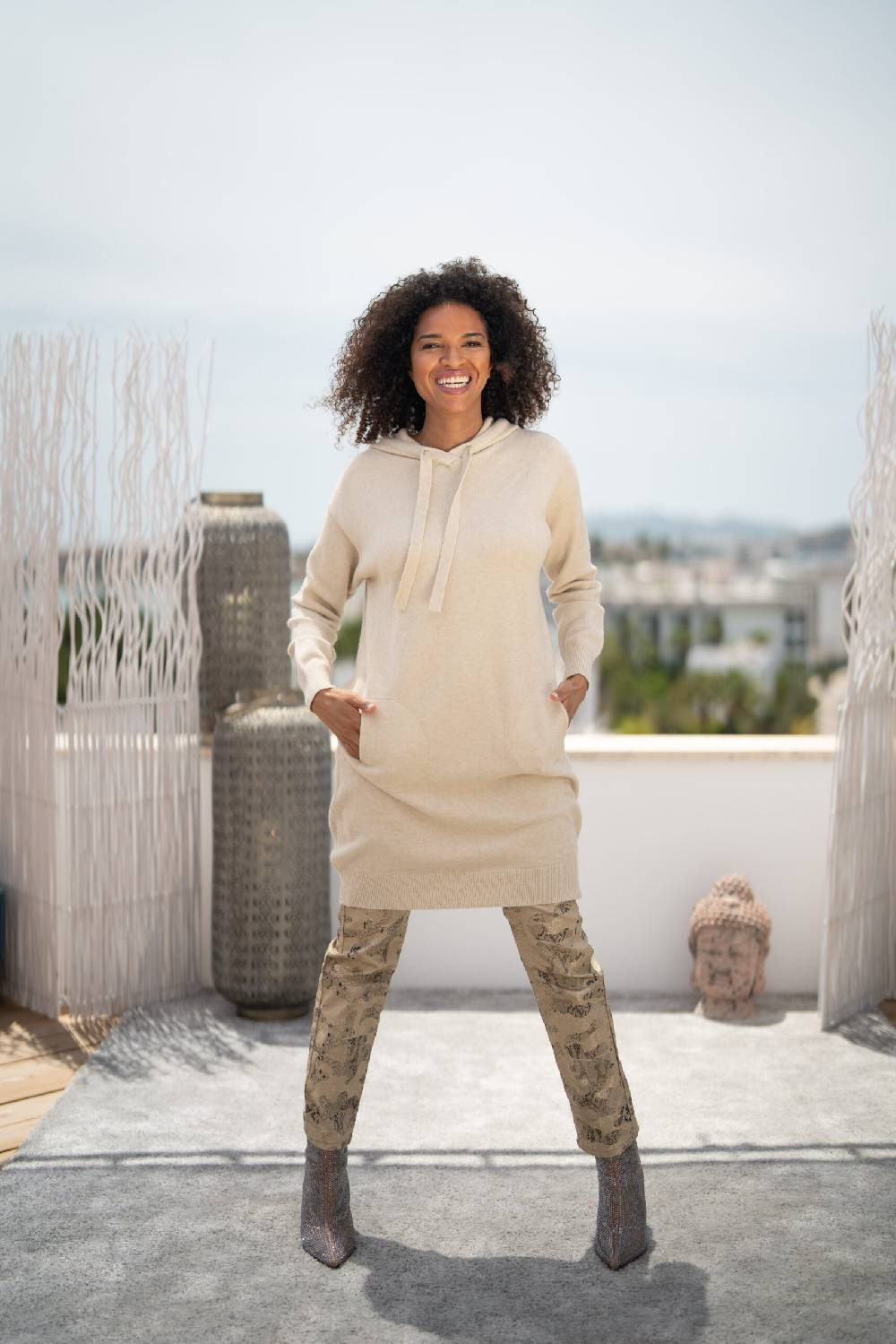 Miss Goodlife Dress Knitted Hoodie Pockets – creme Weihnachtsangebot
