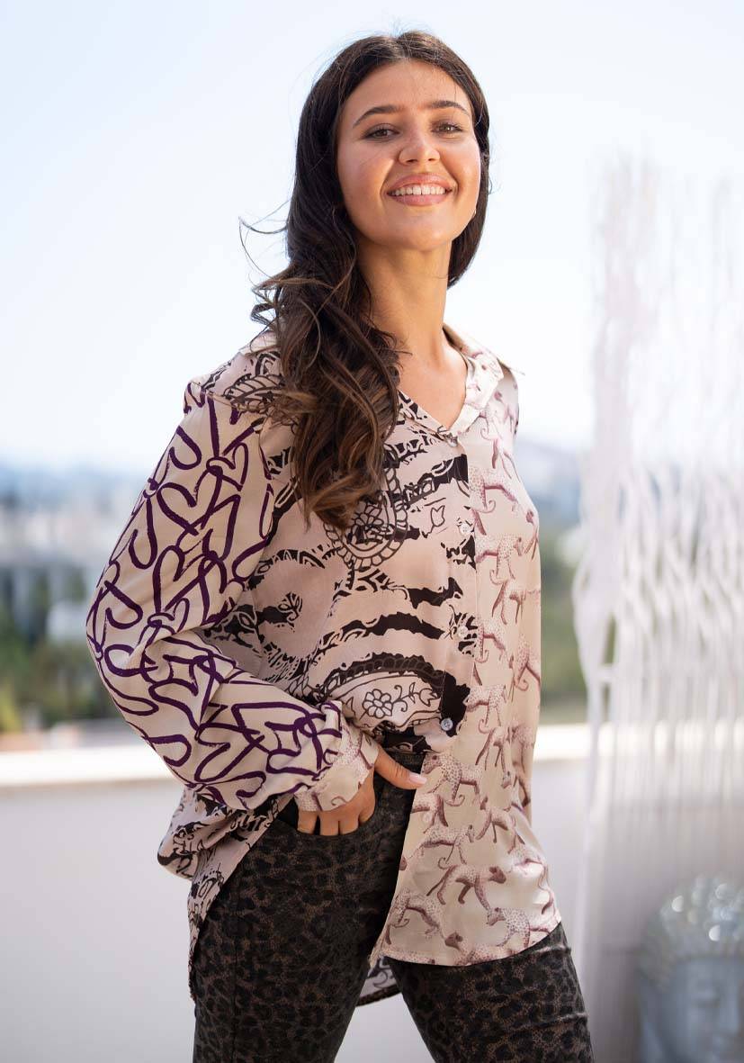Miss Goodlife Blouse Zebra Hearts Bestseller