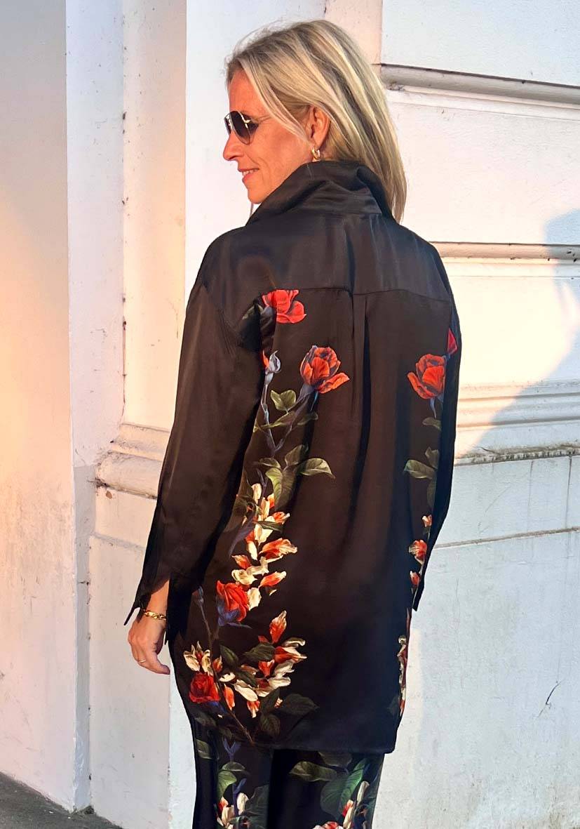 Miss Goodlife Blouse Roses black Neueste Stile