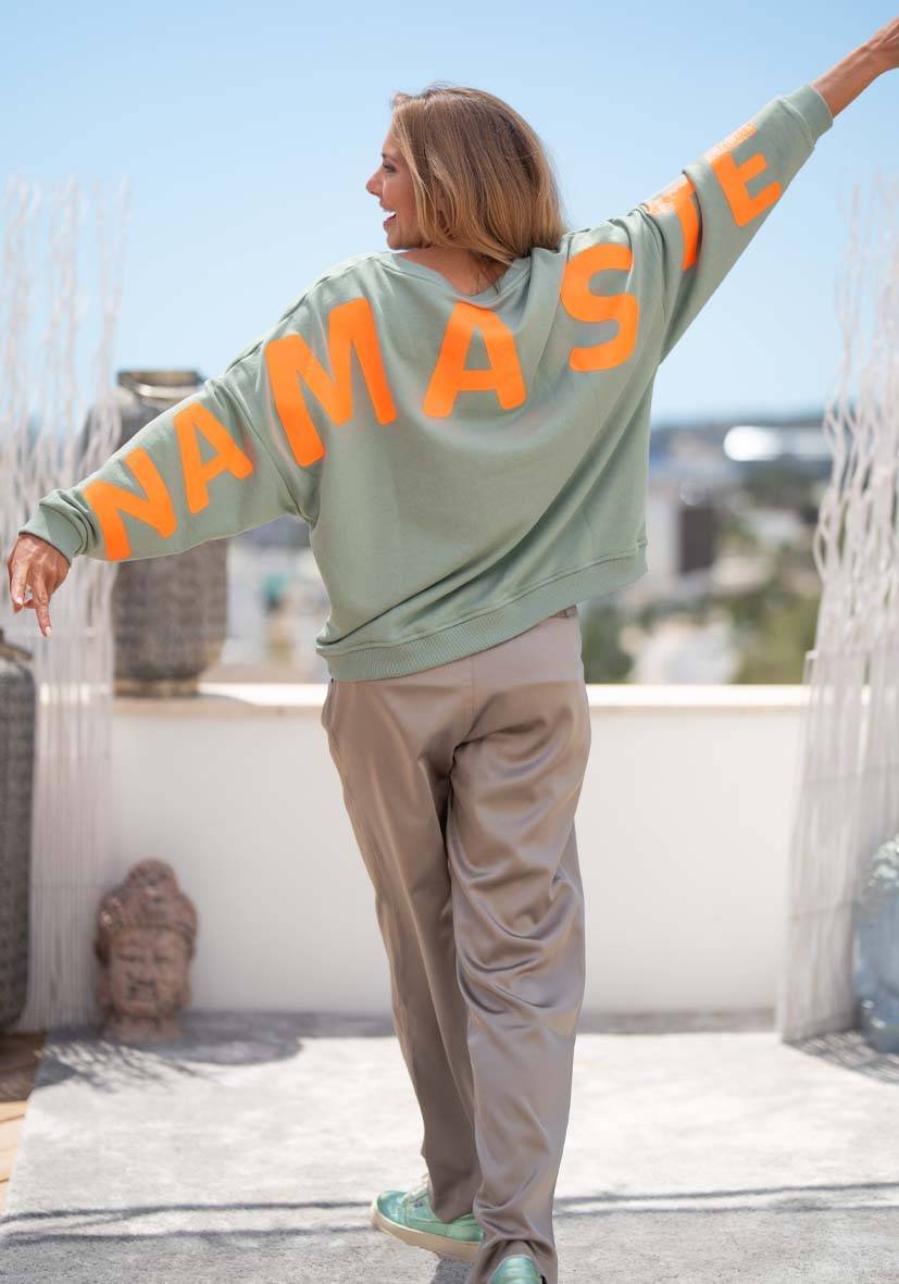 Miss Goodlife Roundneck Double Namasté – almond Angebote