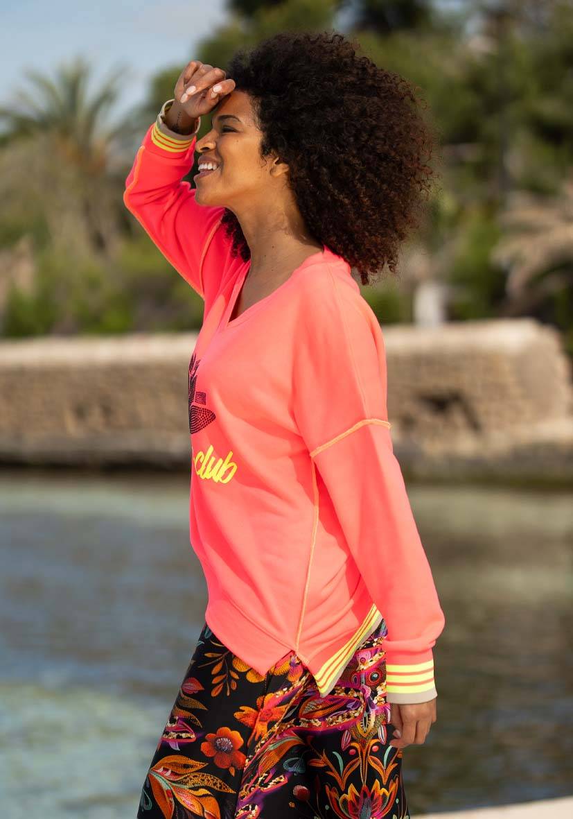 Miss Goodlife V-Neck Good Energy Namasté Strass – neonpink Fabrikladen