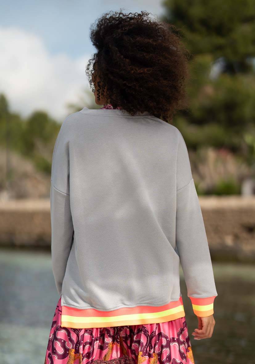 Miss Goodlife V-Neck L(i)ebe – grey Verkauf