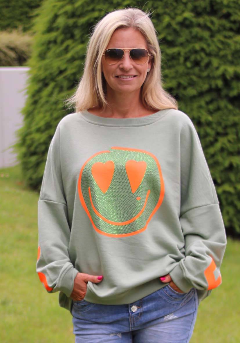Miss Goodlife Roundneck Famous Heartface Strass – almond