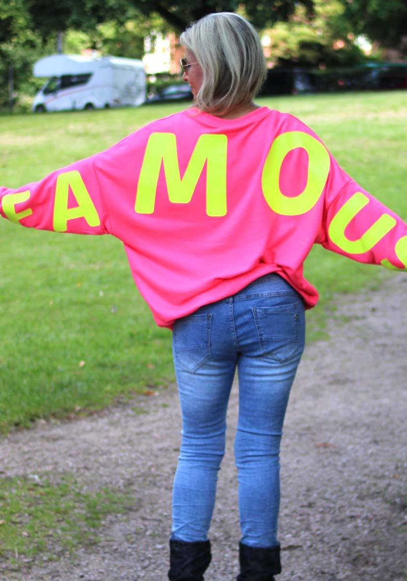 Miss Goodlife Roundneck Famous Heartface Strass – neonpink Vatertagsangebot