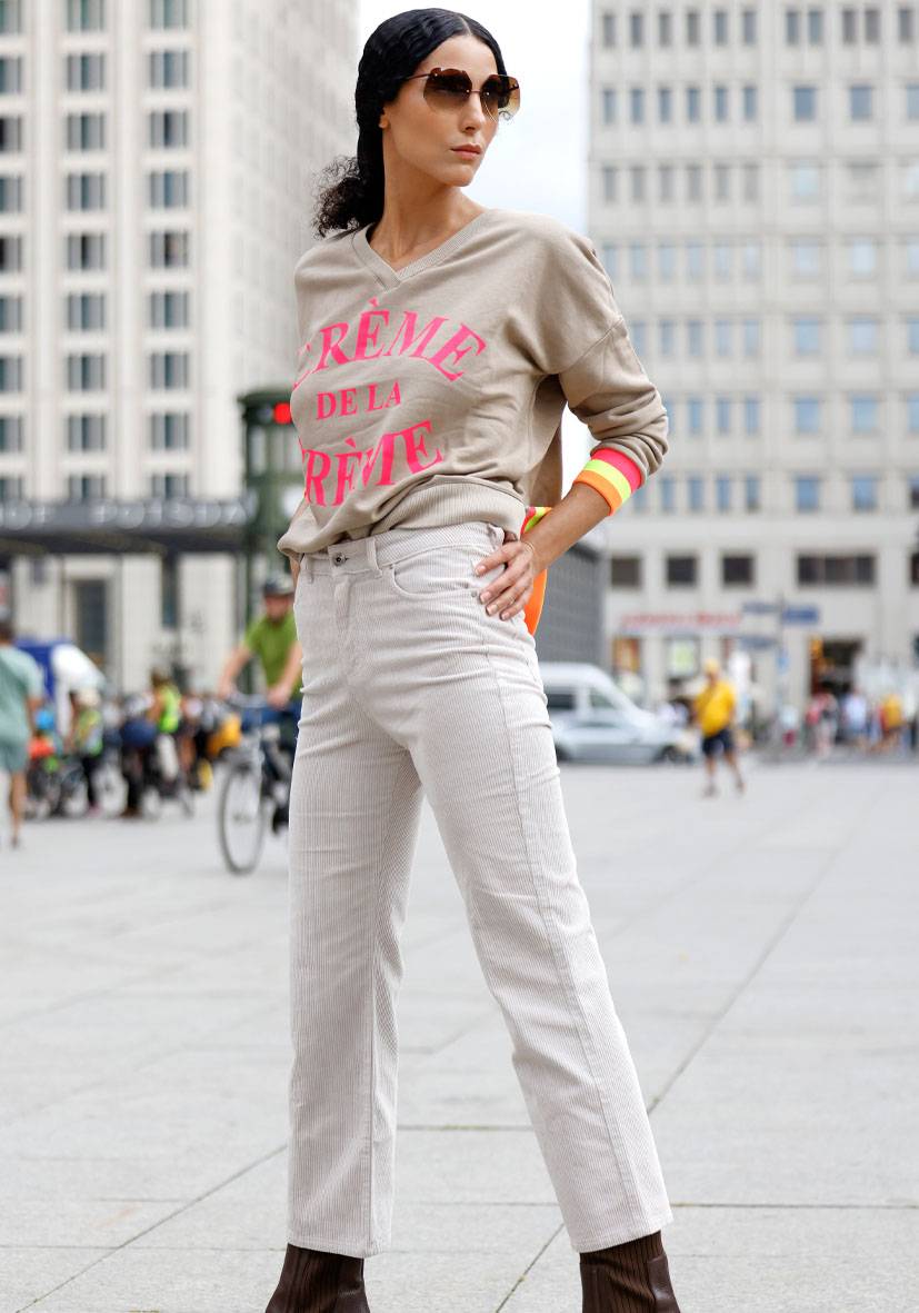 Miss Goodlife V Neck Crème de la Crème – sand/neonpink Super Sparpreis