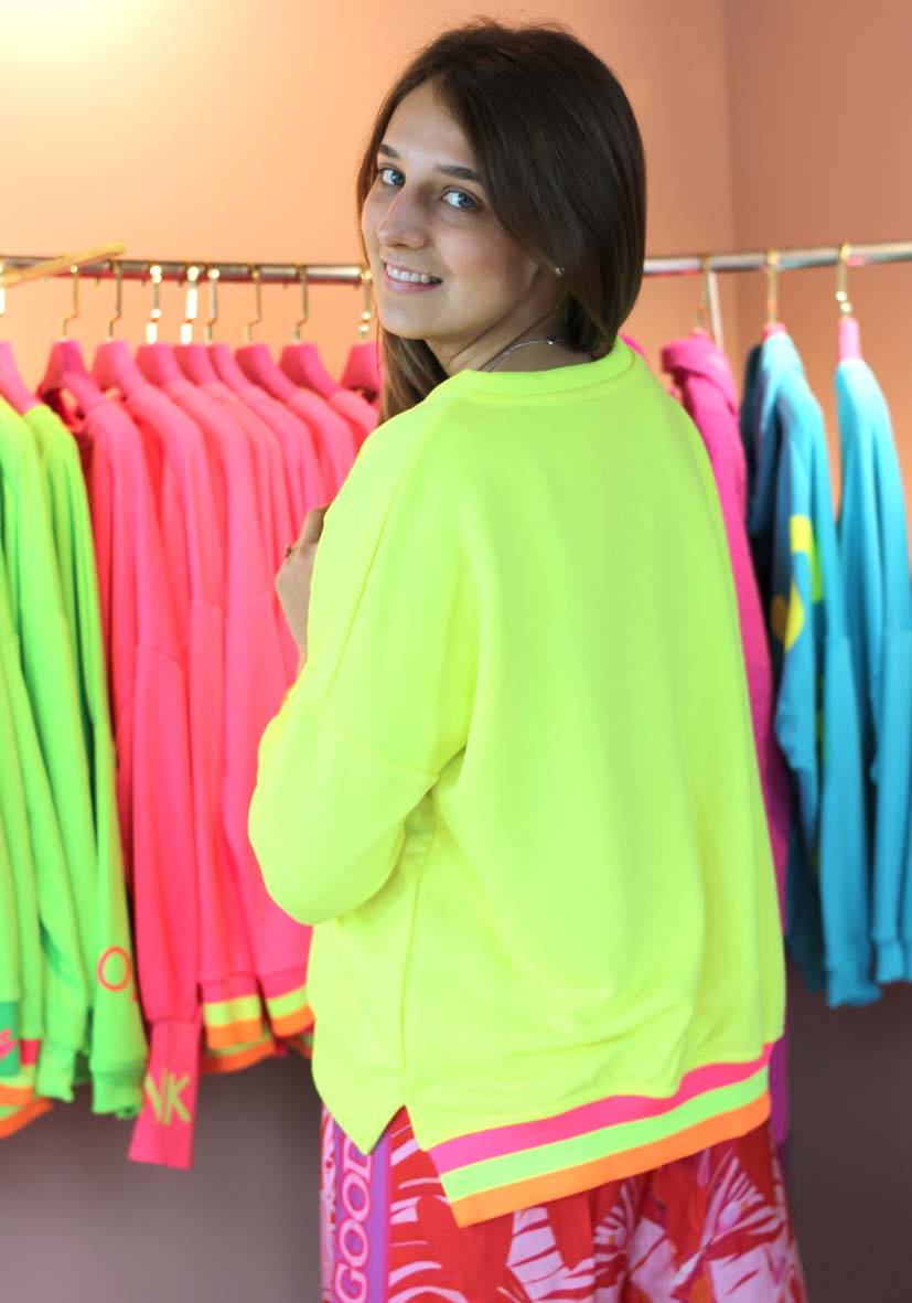 Miss Goodlife V-Neck L(i)ebe Glitter – neonyellow Letzter Tag