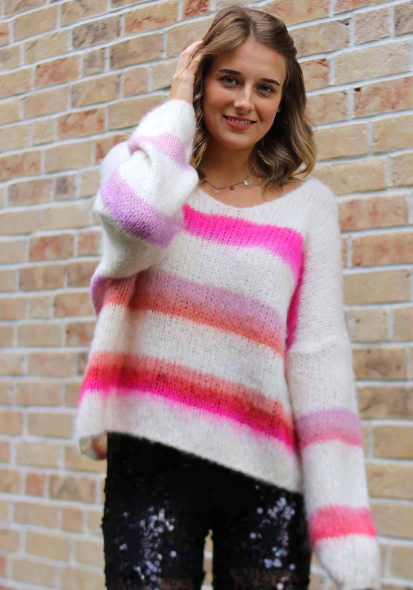 Miss Goodlife Pullover mit multicolor Stripes – offwhite Räumungsverkauf