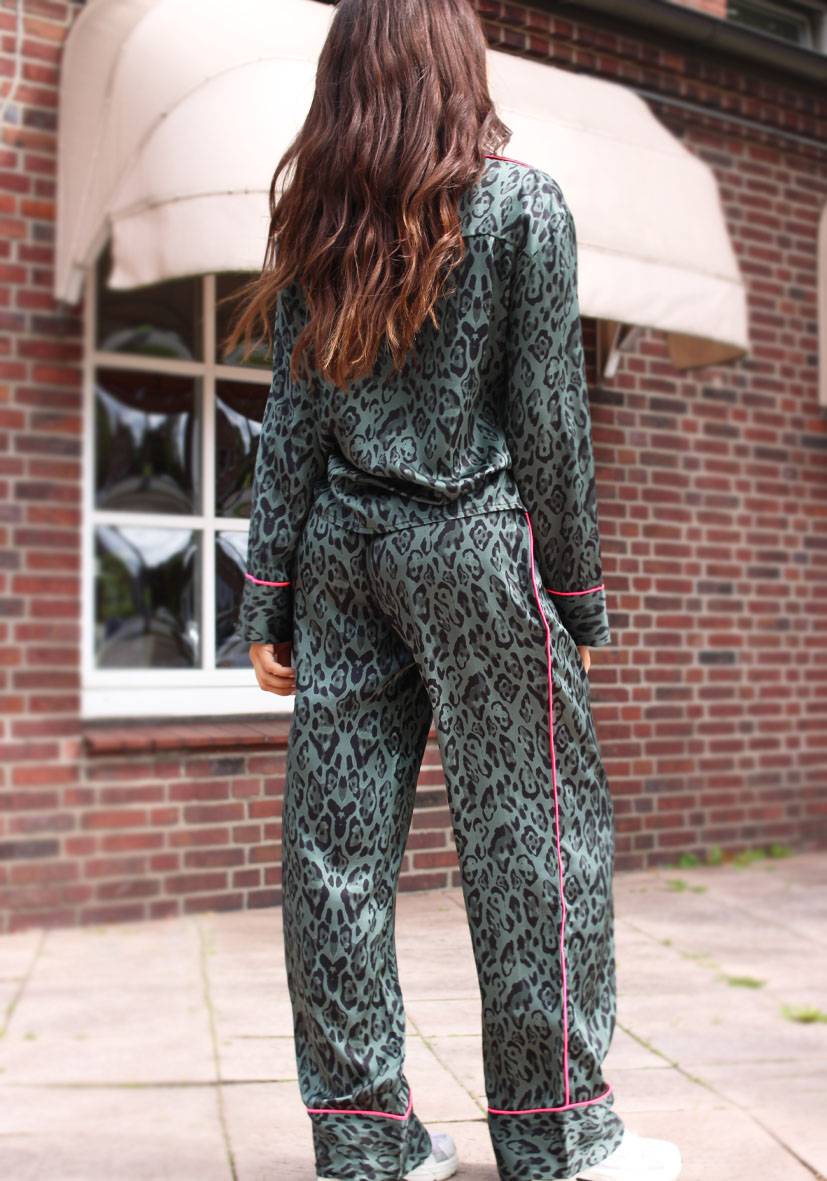 Miss Goodlife Pants Leo Love – green Rabatt