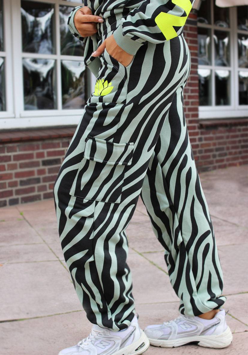 Miss Goodlife Pants Namaste Zebra – almond Weihnachtsangebot