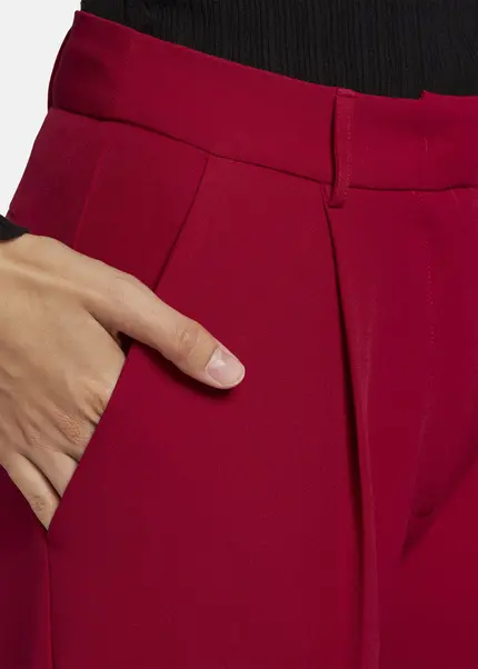Nicowa Wide Leg Twill Pants - VINIWIA in REDarticle number NC9A24002014E-014 Neueste Mode