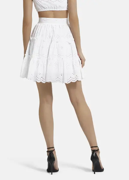 Nicowa Embroidered ruffle skirt - RALICINO in WHITEarticle number NC9A12601011E-004 Kauf eins, bekomm eins gratis