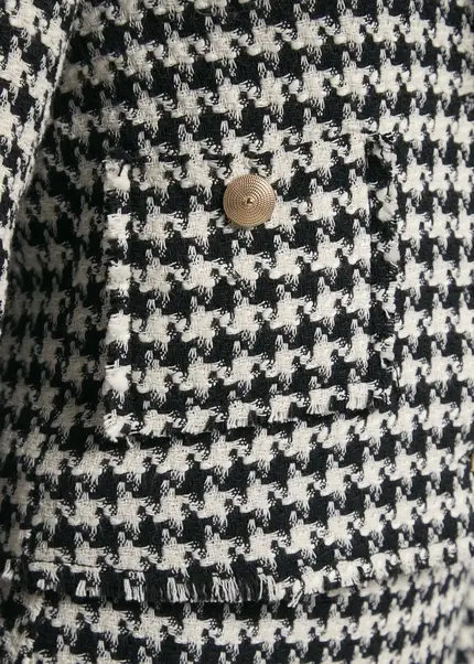 Nicowa Cropped blazer made of bouclé BAGIWO in BLACK MULTICOLORarticle number NC8A22505019E-002 Osterangebot