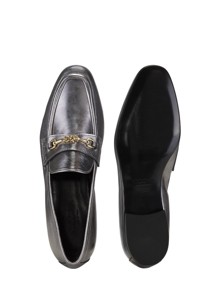 Nicowa Classic loafer with metal application MOCASO in SILVERarticle number NC8A21503031E-088 VIP-Rabatte