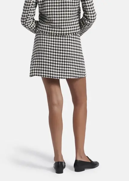 Nicowa Simple mini skirt made of bouclé LANITO in BLACK MULTICOLORarticle number NC8A22502019E-002 Meist gekauft