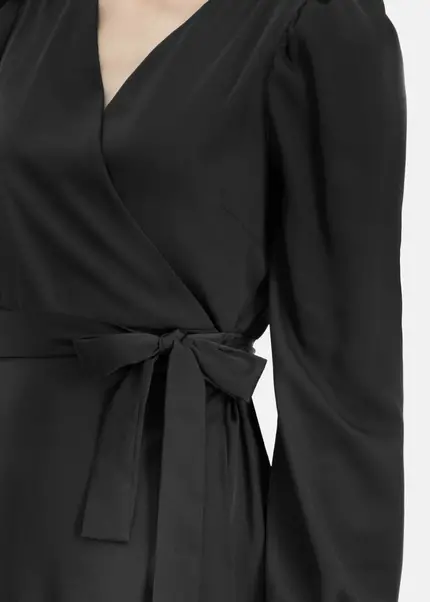 Nicowa Elegant wrap dress with plain fabric – VEROWA in BLACKarticle number NC6A24009019E-002 Exklusive Angebote