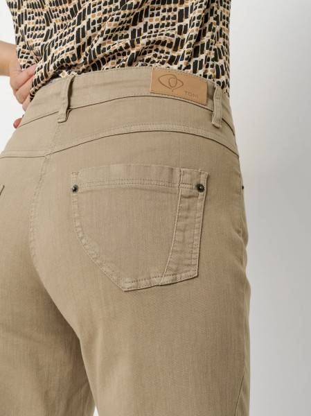 TONI Fashion Style »Honey« taupe Entspannte, gefärbte Jeans Zeitlich begrenztes Angebot