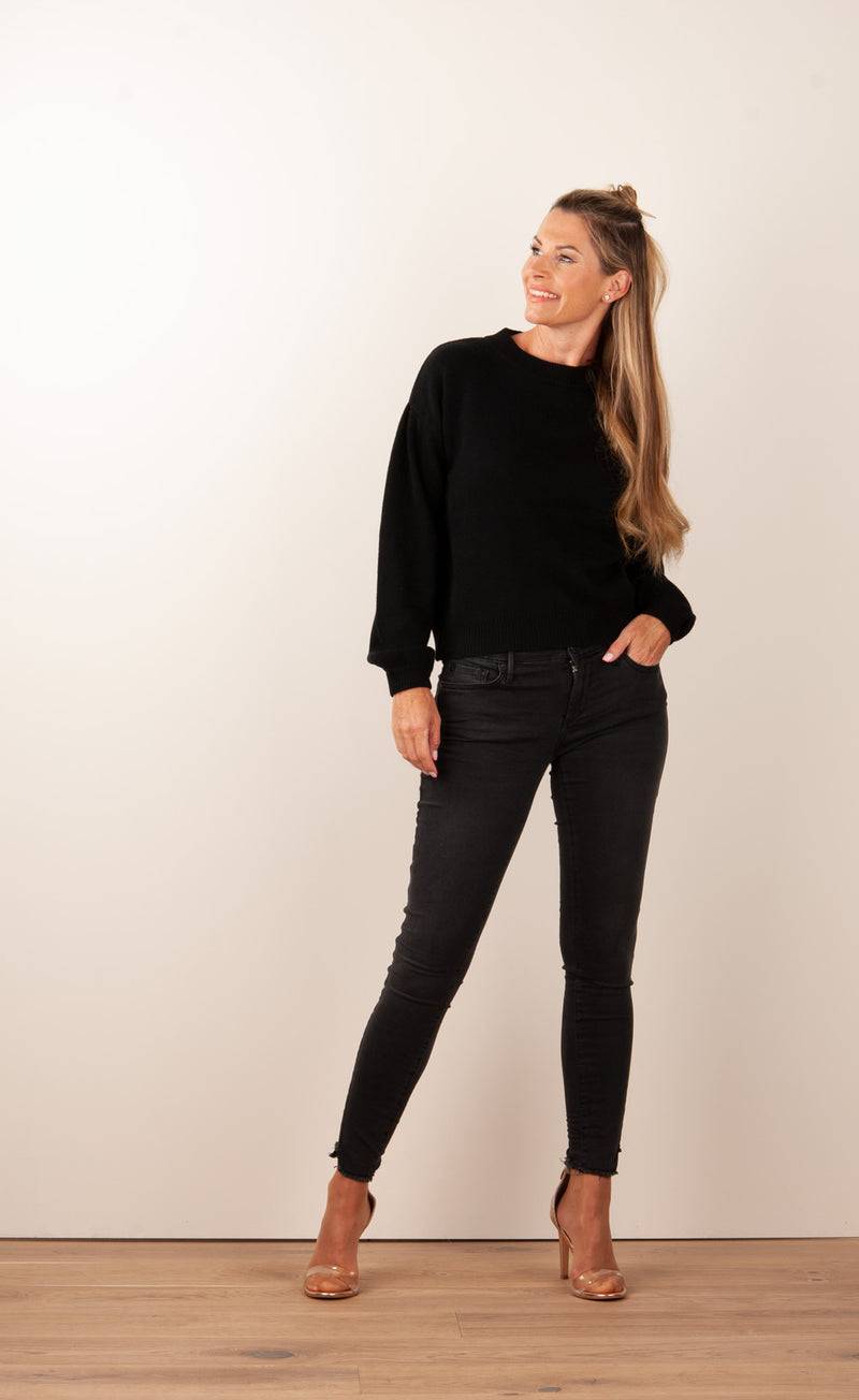 SEM PER LEI. Kaschmir Pullover Schwarz Nur noch ein Tag übrig