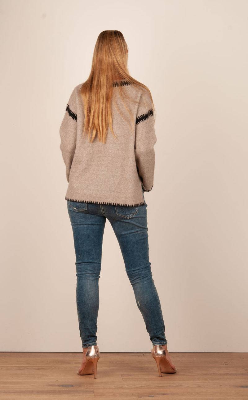Grace Pullover Beige | Schwarz Outlet
