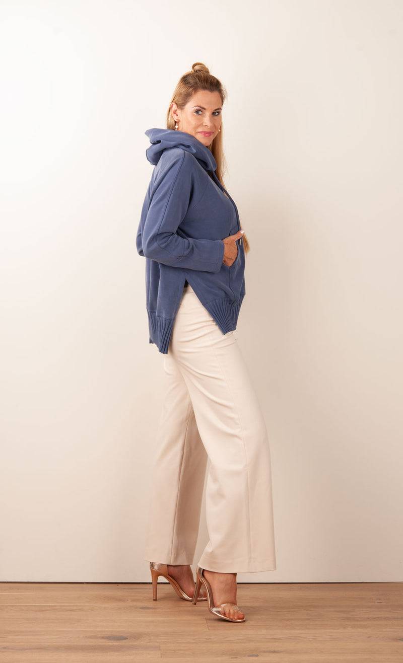 Sold Out Sweater Blau Letzte 3 Tage