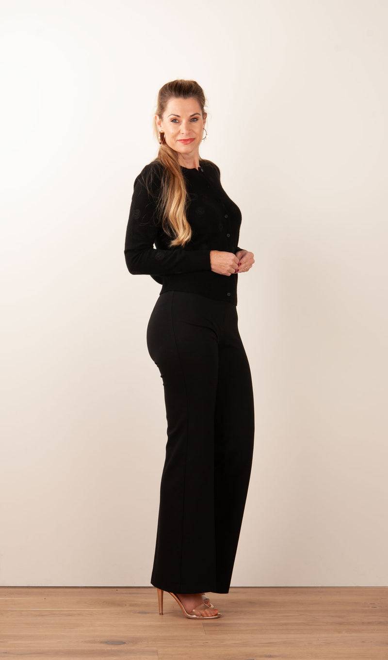 fleur Strickjacke „Tupfen“ Schwarz Auslauf