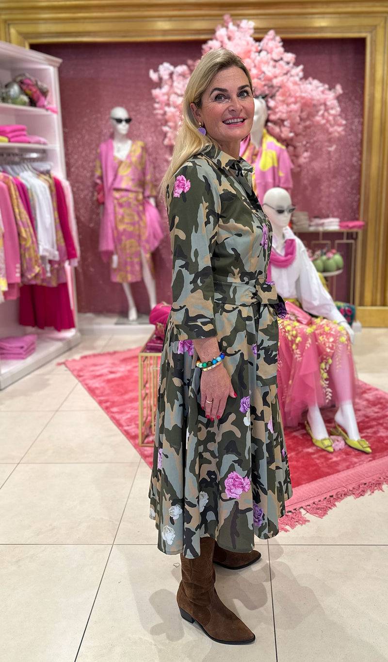 fleur Kleid „Camouflage“ Grün | Oliv Osterangebot