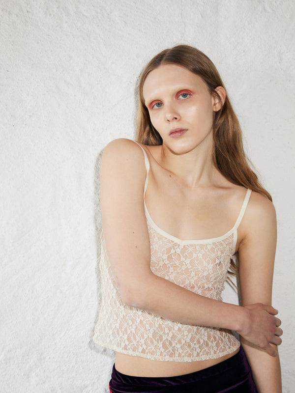 Simone Wild Lace Slip Top Heißer Verkauf