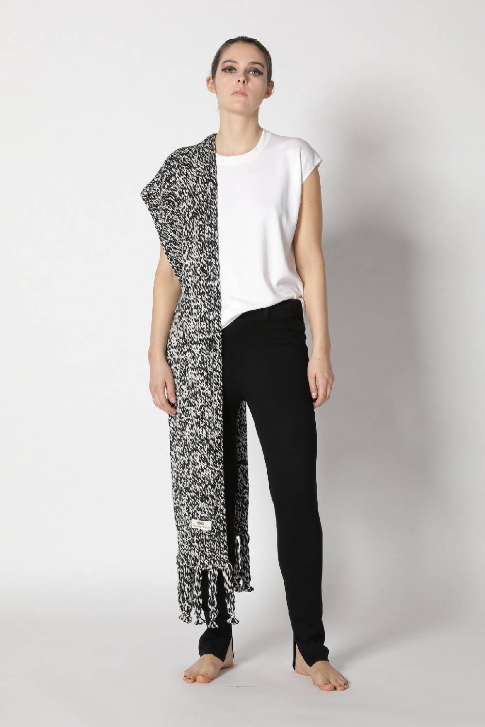 Sminfinity stretchy shell top + milano slim cut pants + contrast mouliné scarf Jubiläumsangebot
