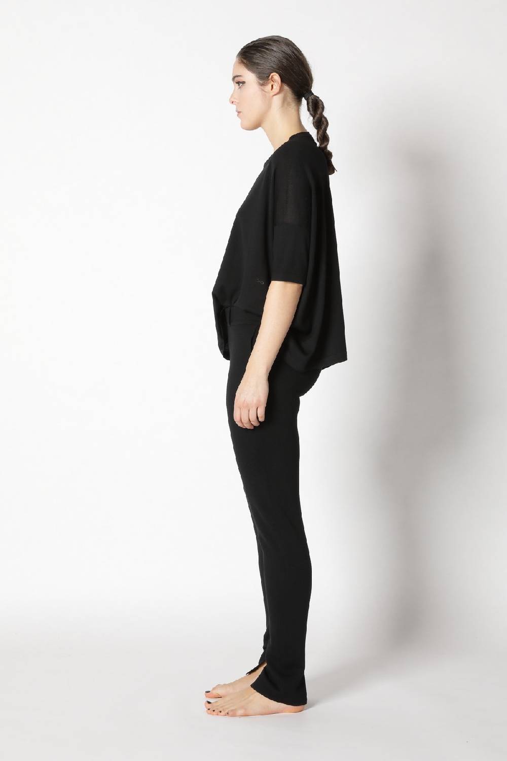 Sminfinity flowing cape jumper + milano slim cut pants JETZT KAUFEN