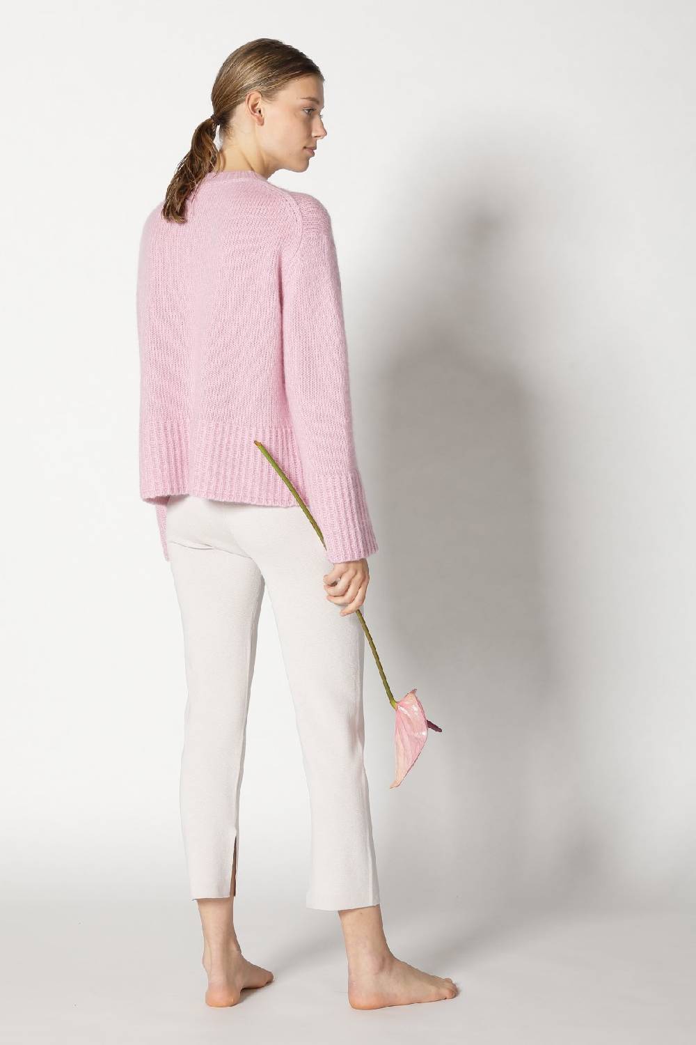 Sminfinity fluffy crew jumper + silky cropped pants Rabatt