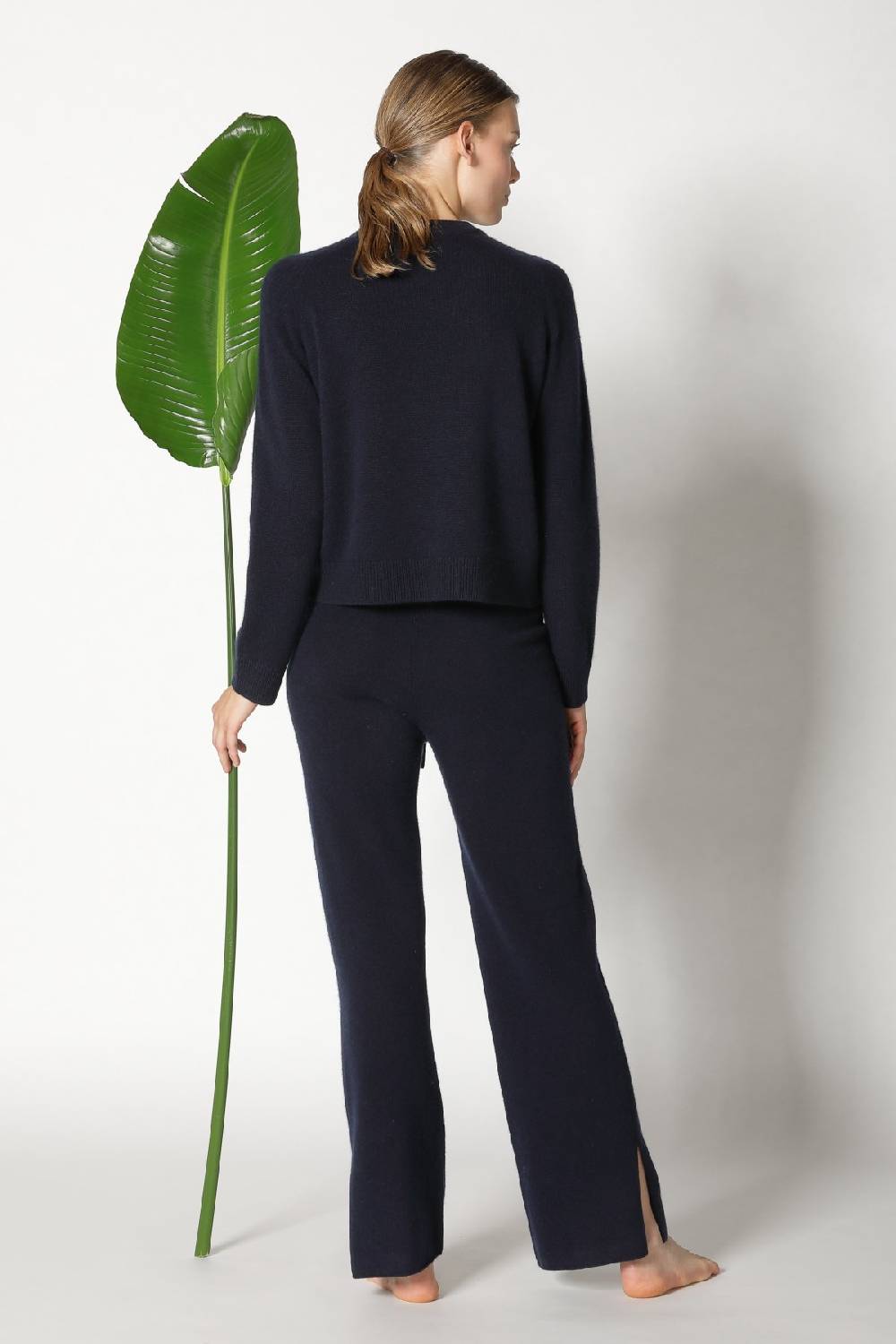 Sminfinity pure 2 ply crew jumper + pure slitted pants Blitzangebot