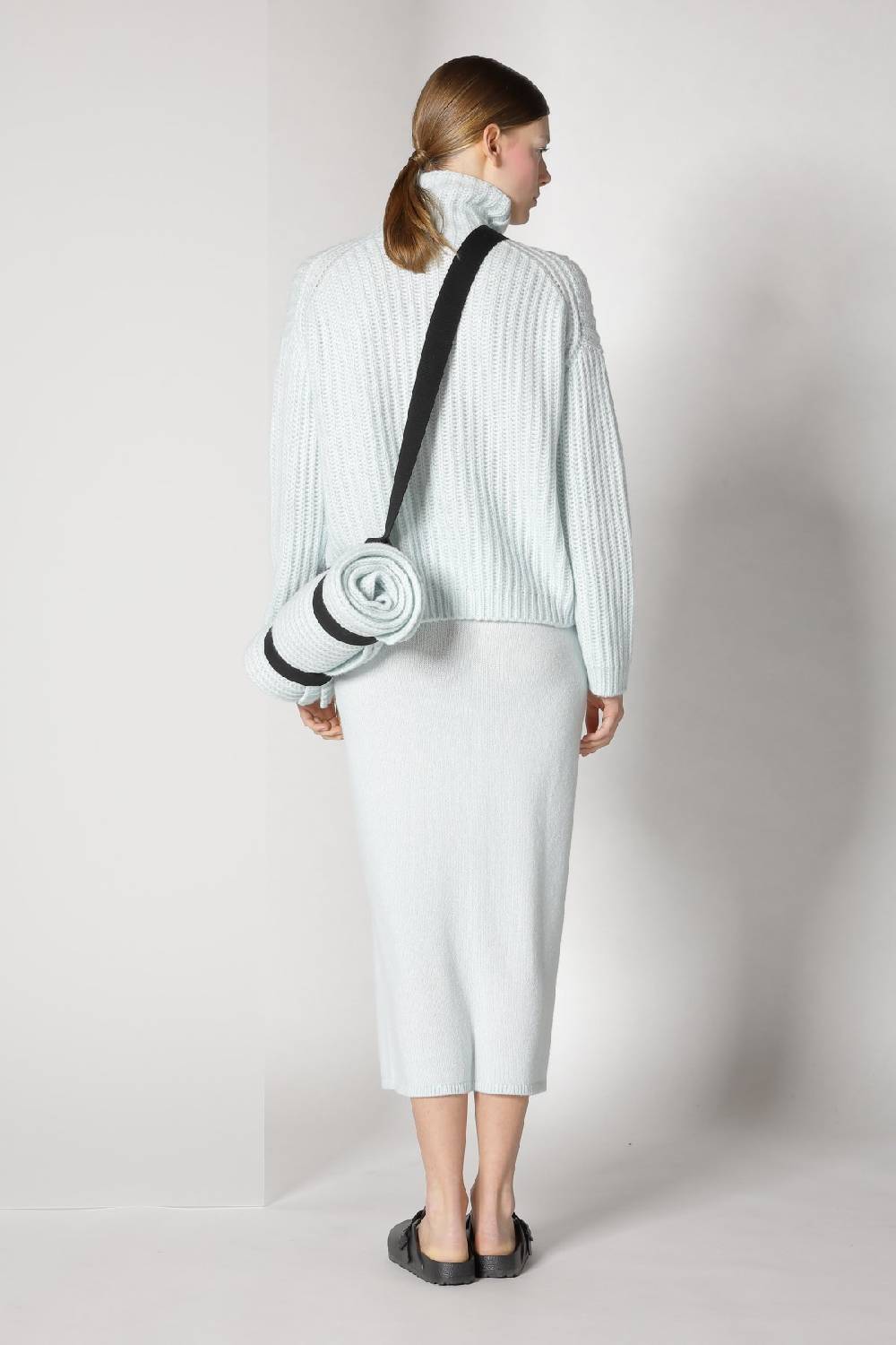 Sminfinity blurry ribbed scarf + blurry ribbed turtleneck + blurry tulip skirt Kauf eins, bekomm eins gratis