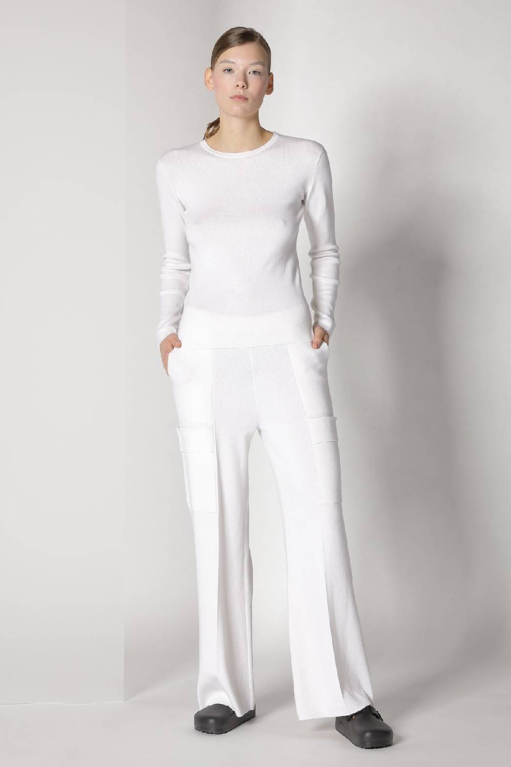 Sminfinity fitted crewneck + cargo bellbottom pants Super Sparpreis
