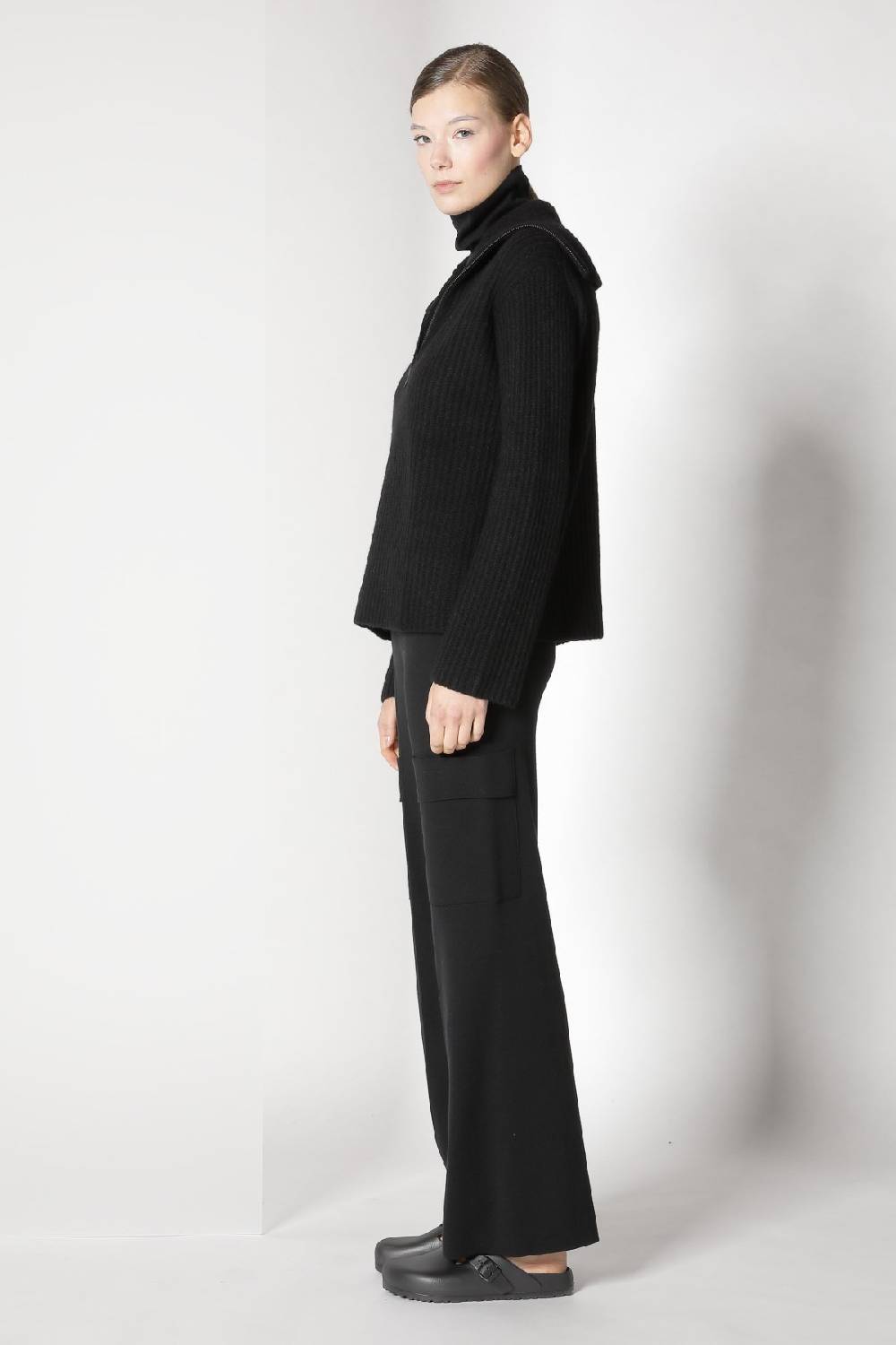 Sminfinity blurry ribbed zip-jumper + fitted turtle top + cargo bellbottom pants Zeitbegrenzte Promotion
