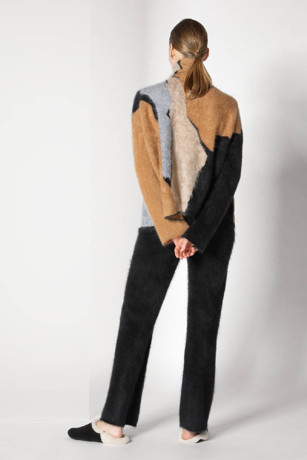 Sminfinity furry bark intarsia + furry pants Kostenloser Versand international