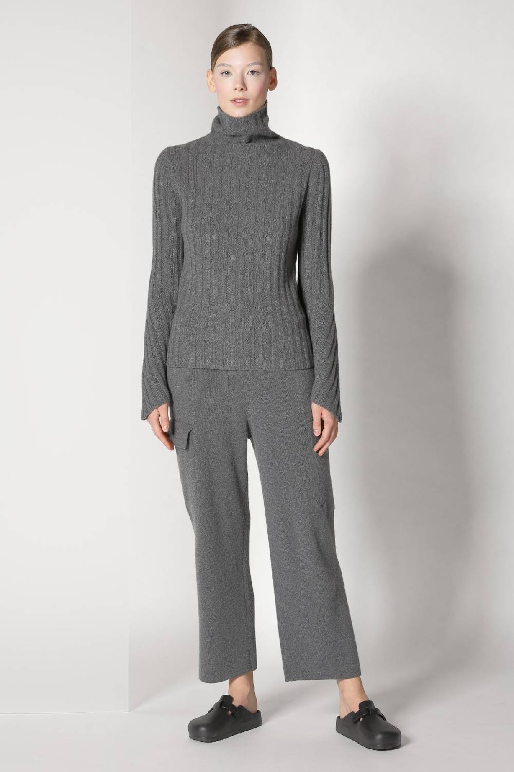 Sminfinity chilly ribbed turtleneck + chilly cargo pants 2025