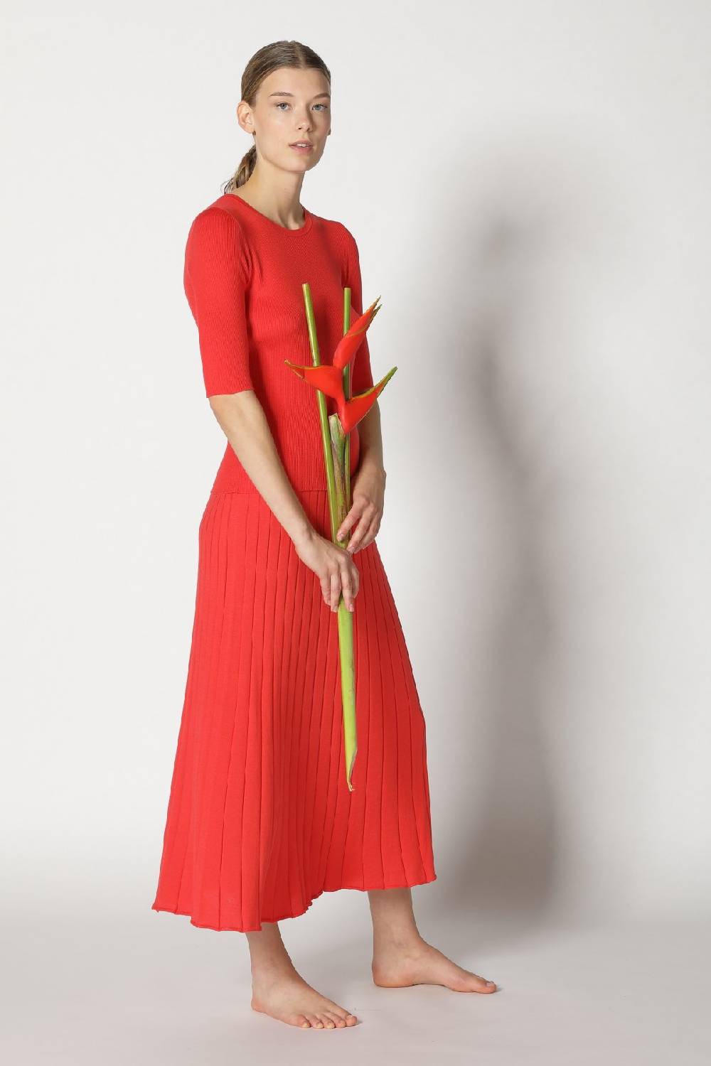 Sminfinity silky rib crew T + silky sun rib skirt Neueste Mode