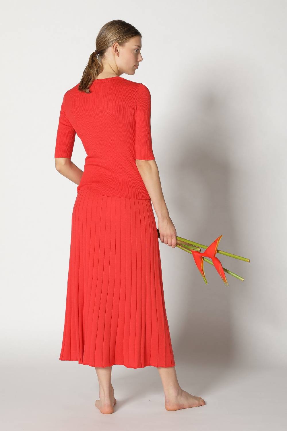 Sminfinity silky rib crew T + silky sun rib skirt Neueste Mode