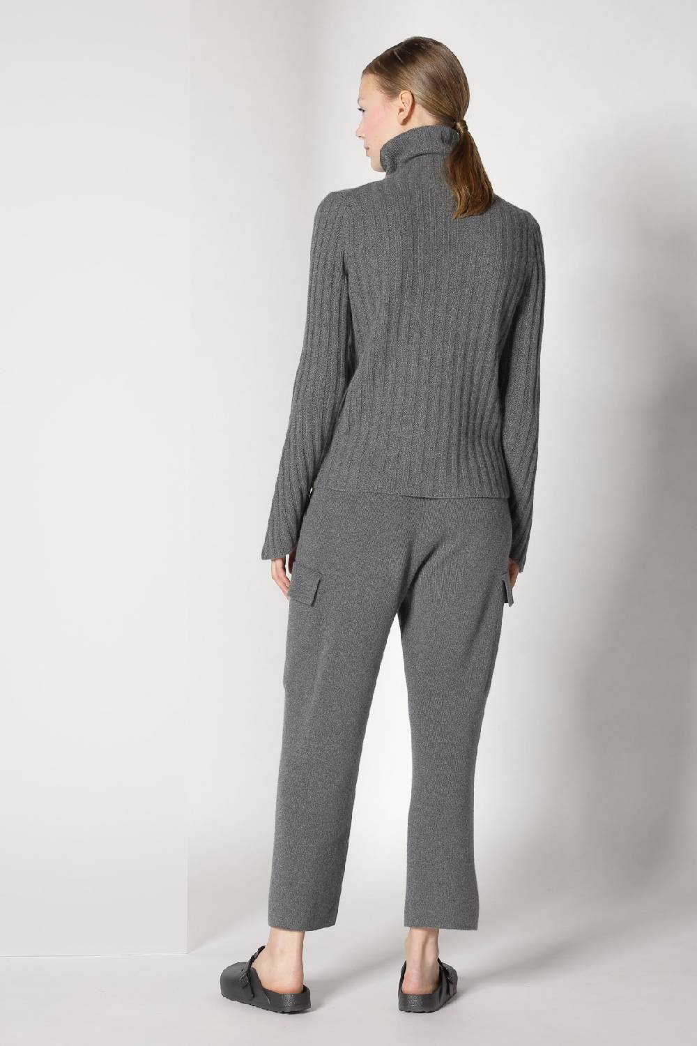 Sminfinity chilly ribbed turtleneck + chilly cargo pants Begrenzt auf 3 Tage