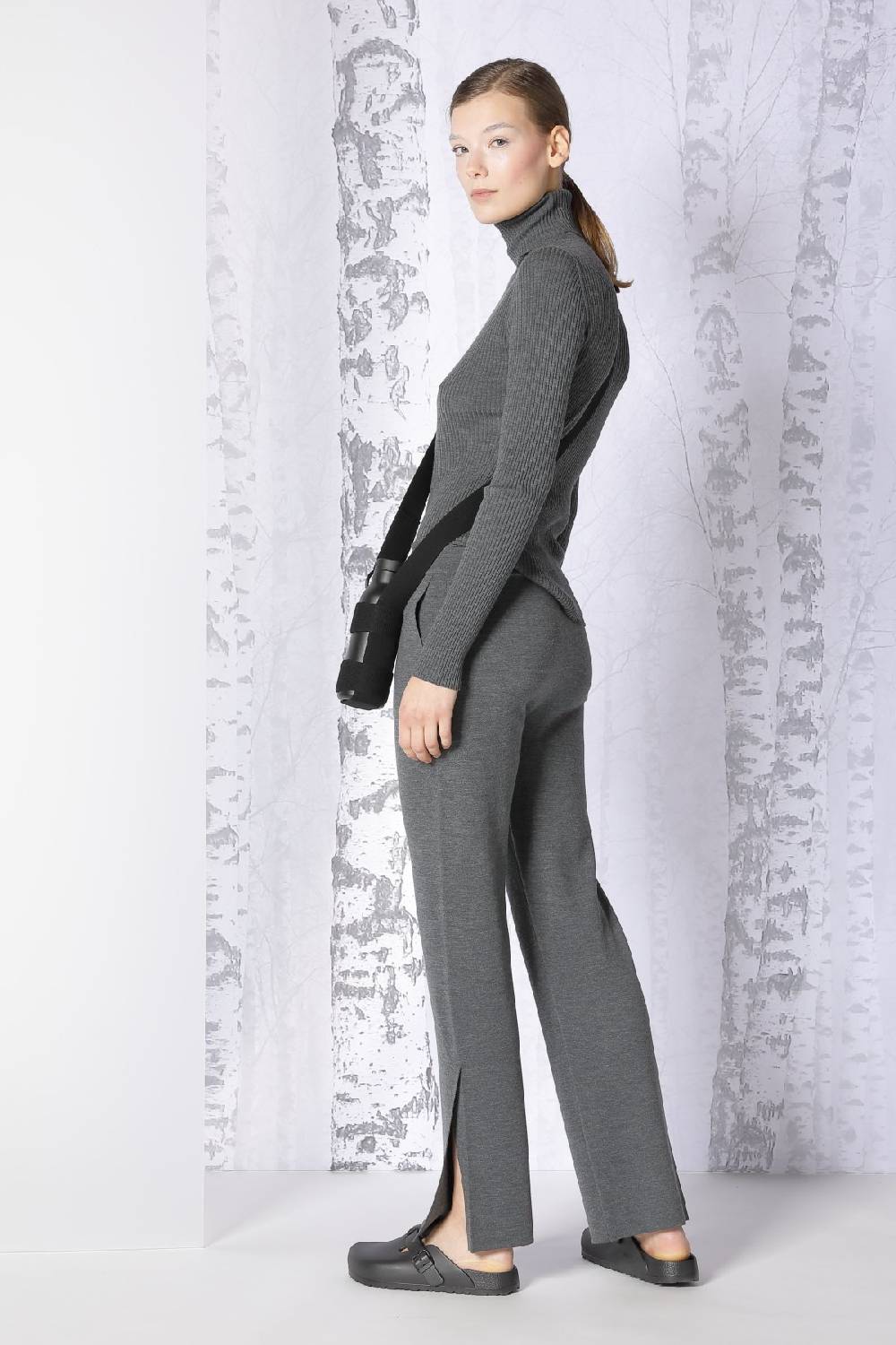 Sminfinity extrafine rib turtle + milano slitted pants Rabatte dieses Monats