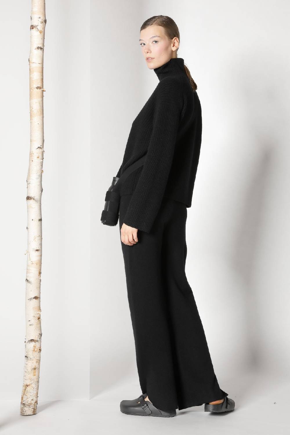 Sminfinity pure icon rib turtle + pure slitted pants Fabrikpreis
