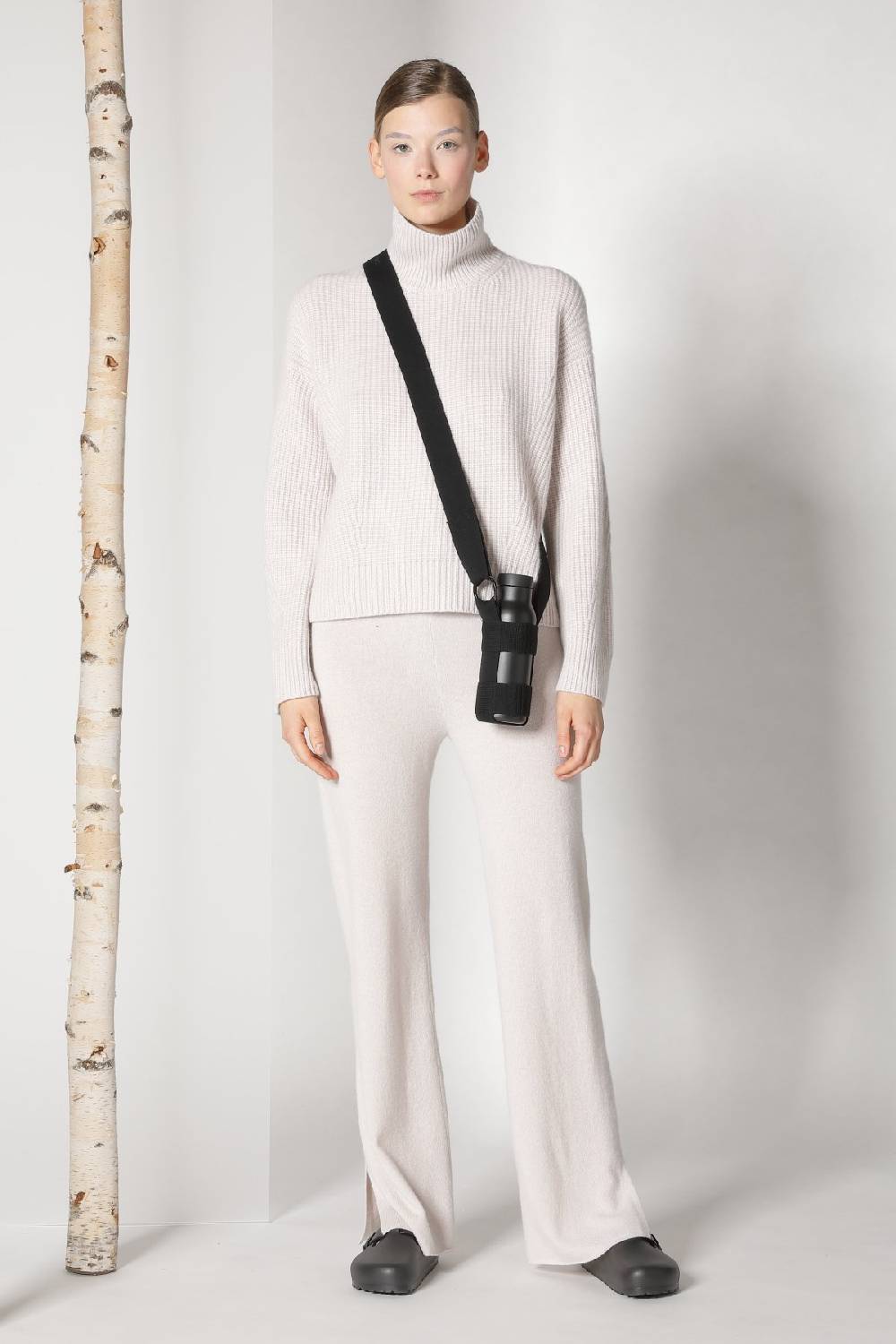 Sminfinity pure icon rib turtle + pure slitted pants Osterangebot