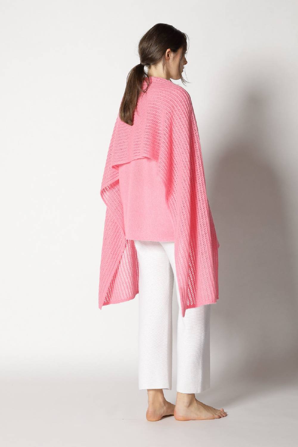 Sminfinity fluffy airy plaid + fluffy airy V neck + garter cropped pants Limitierter Zeitrabatt