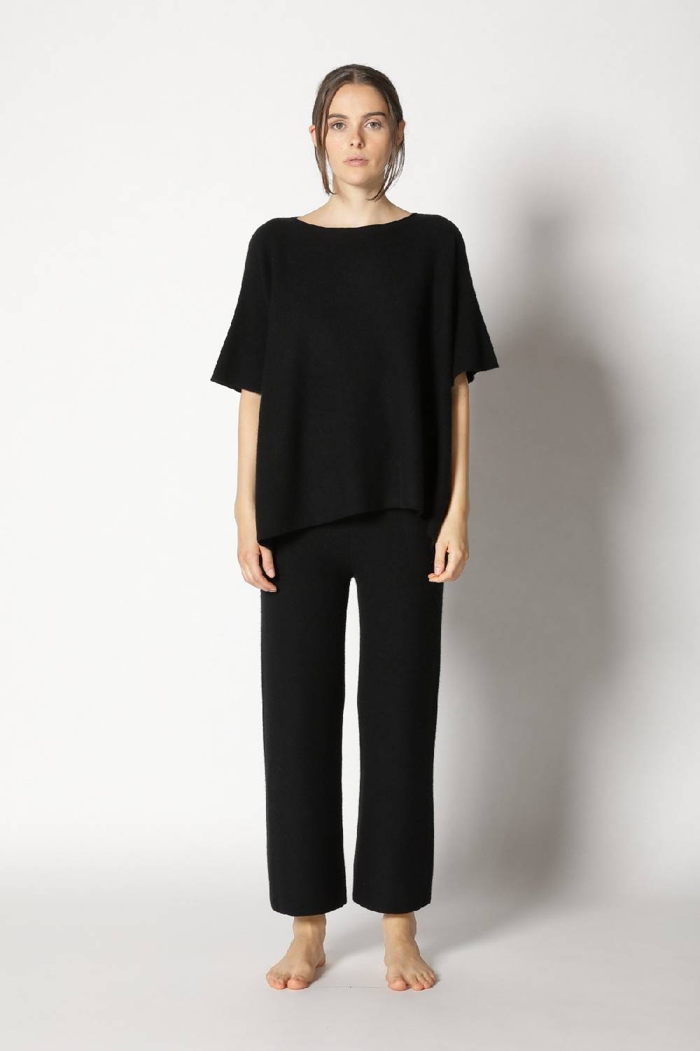 Sminfinity garter cape top + garter cropped pants Neuheiten