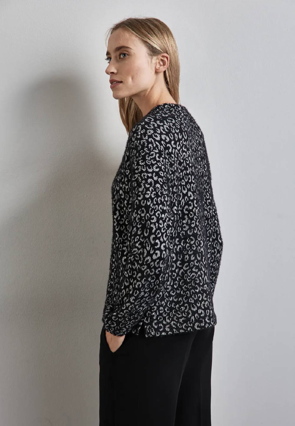Street One Flauschiges Leo-Shirt Online